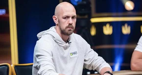 Ребенок в костюме робота: как Стивен Чидвик искал и нашел себя